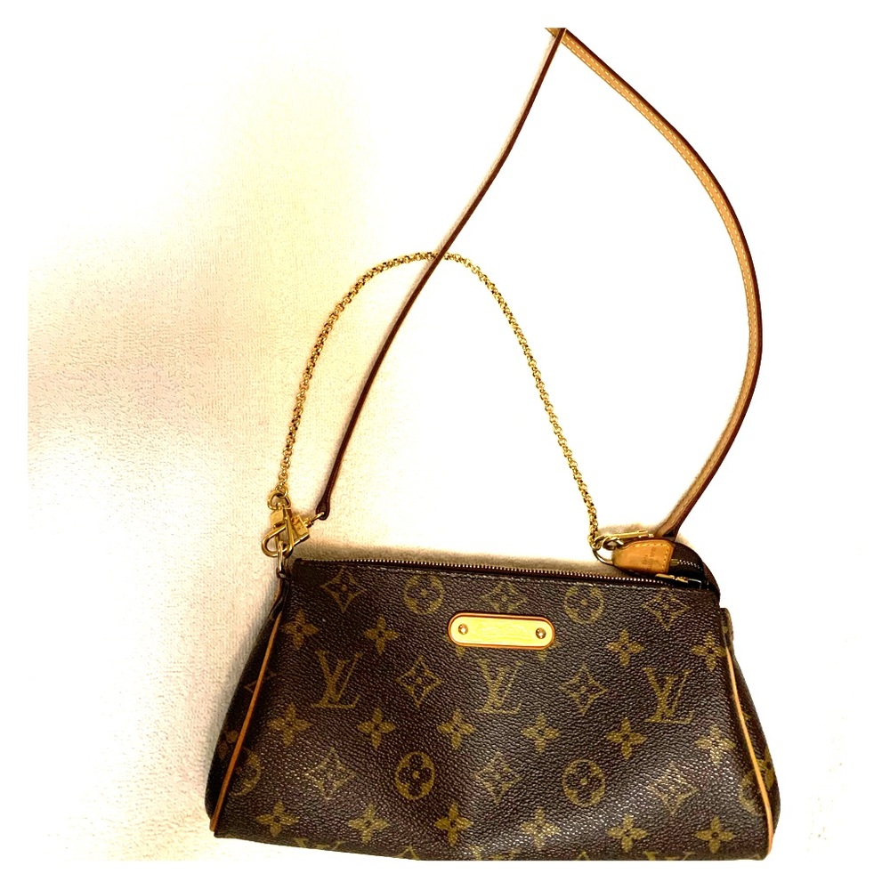 Louis Vuitton Eva Clutch